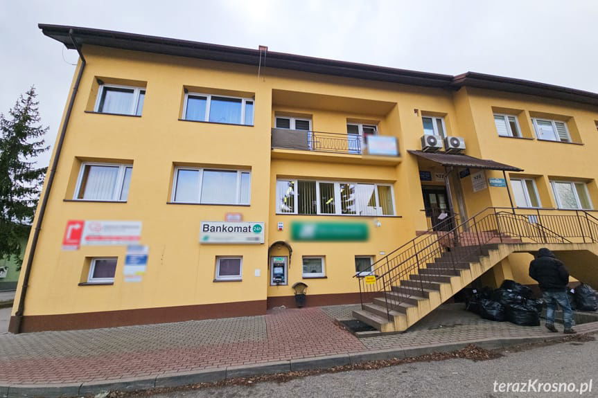 Włamanie do bankomatu w Zręcinie