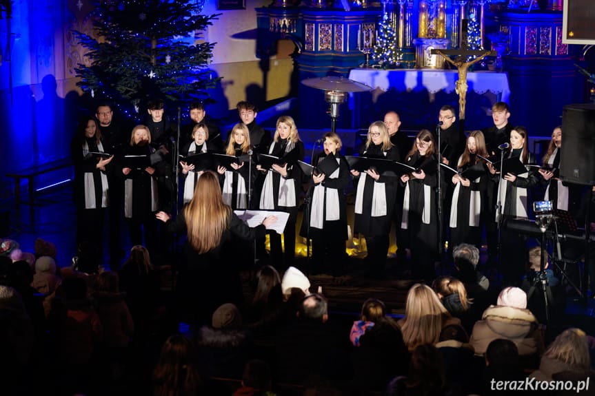 VI Wspólne Kolędowanie w Łączkach Jagiellońskich - muzyka, tradycja i wsparcie dla Szymona [ZDJĘCIA]