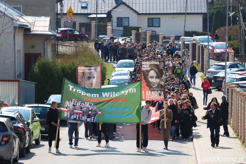 Liceum Ogólnokształcące w Rymanowie na sportowo uczciło Żołnierzy Wyklętych [ZDJĘCIA]