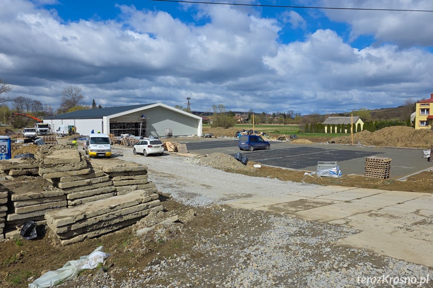 Kiedy otworzą Biedronkę w Kopytowej? Znamy przewidywany termin
