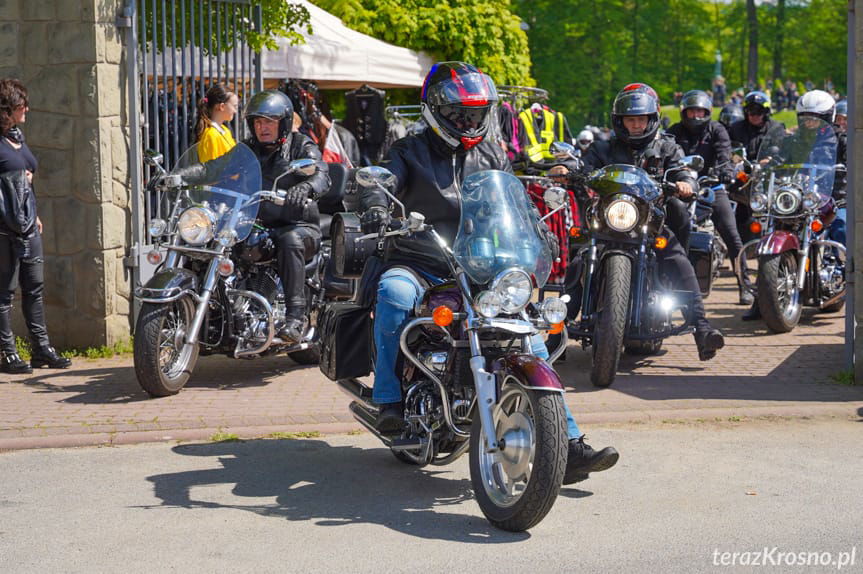 motocykliści w Dębowcu