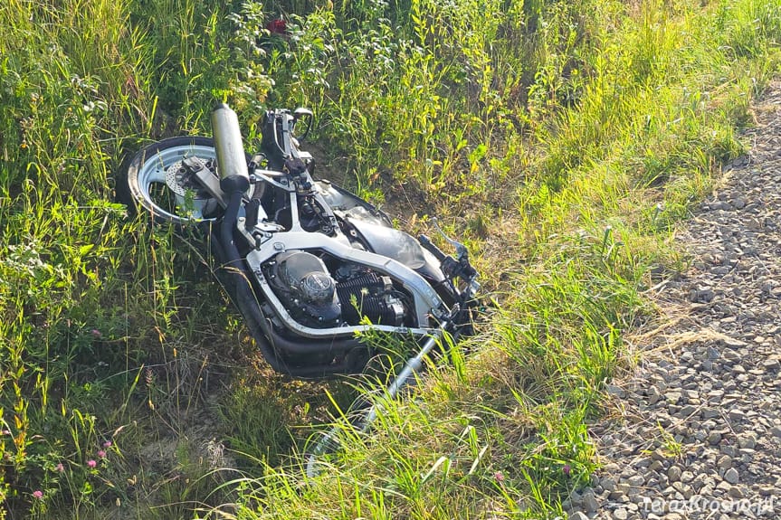 Leśniówka. Wypadek motocyklisty i pieszego