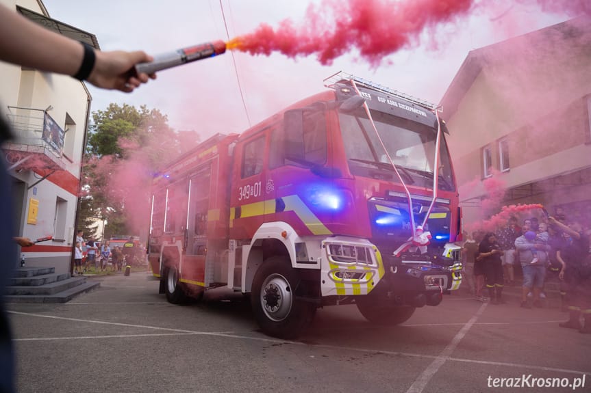 "Kaziu" w OSP Szczepańcowa. Nowy wóz bojowy oficjalnie powitany