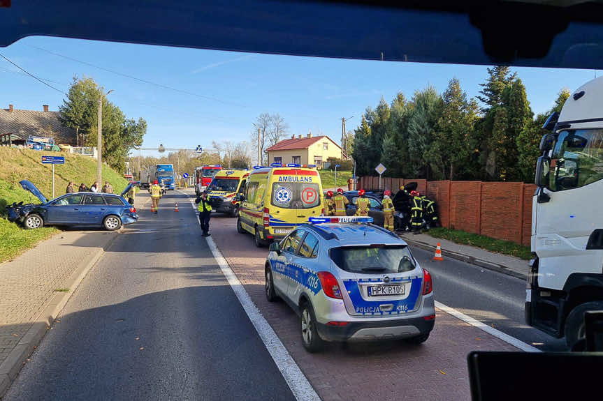 Wypadek w Boguchwale. Ranne dwie osoby