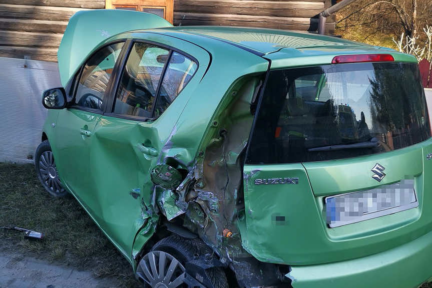 Wypadek w Babicy. Zderzenie trzech pojazdów