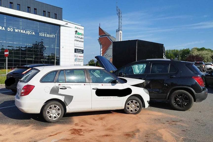 Poranny wypadek na alei Armii Krajowej w Rzeszowie