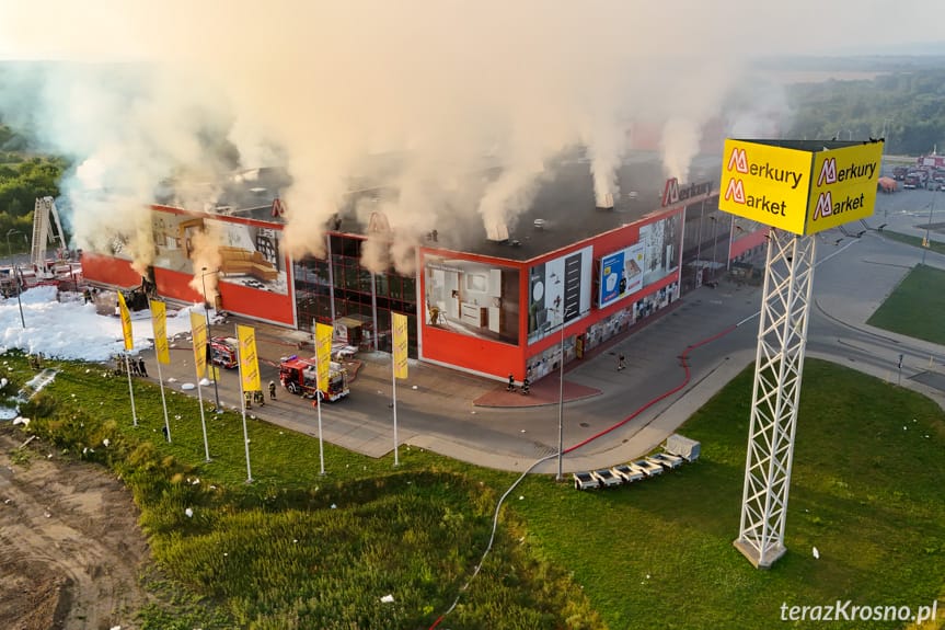 20 godzin walki z pożarem Merkury Market