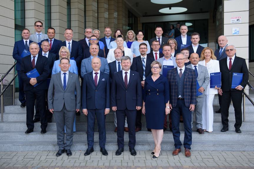 Wręczenie aktów powołań na funkcje prorektorów, dziekanów i prodziekanów Politechniki Rzeszowskiej