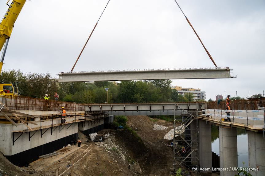 Ważne prace na budowie nowego mostu w Rzeszowie