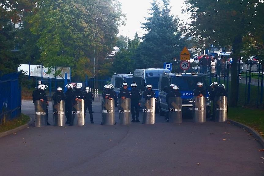 Race na meczu Resovii z Lechem Poznań. Policja ustala sprawców