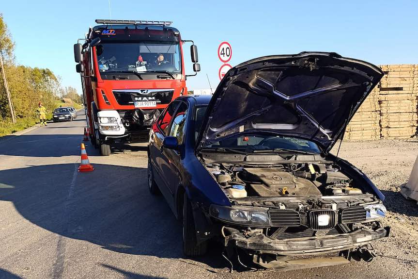 Poważny wypadek Pruchniku. Ranny motocyklista