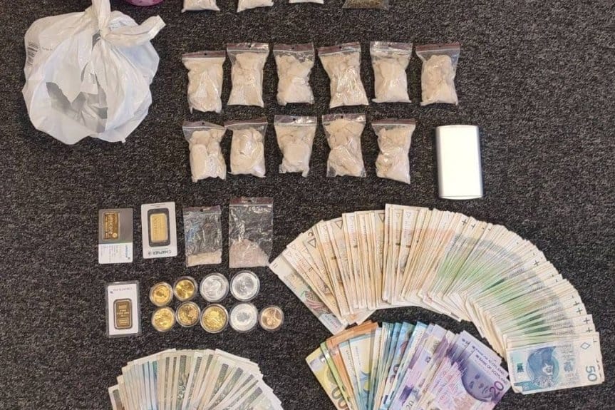 Zarzuty za posiadanie znacznej ilości narkotyków dla 46-latka