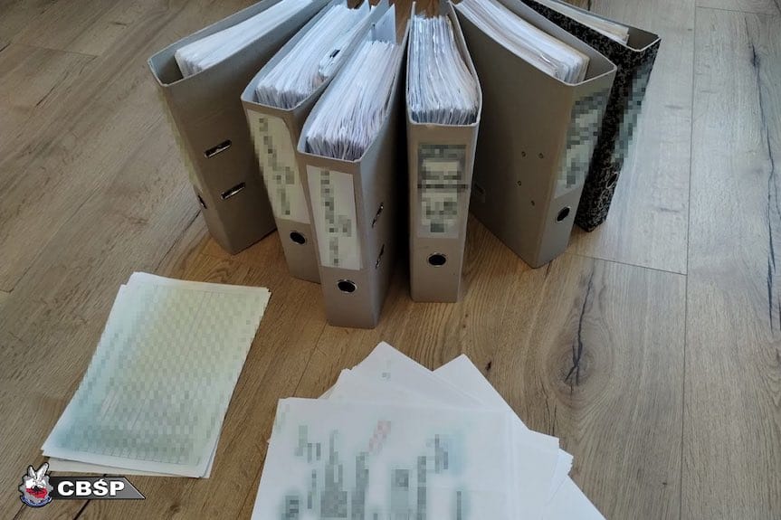 Rzeszowskie CBŚP rozbiło mafię vatowską. Zatrzymano 17 osób