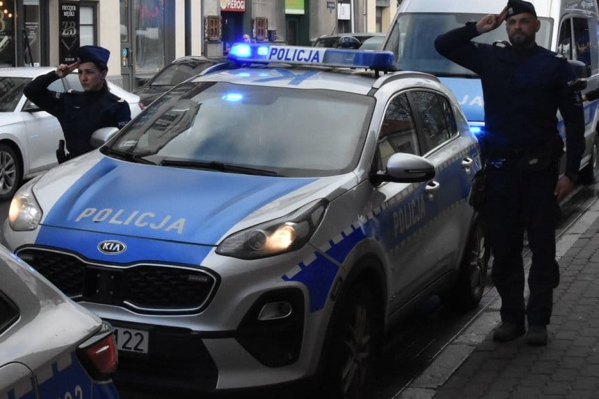 Rzeszowscy policjanci oddali hołd tragicznie zmarłemu na służbie Koledze