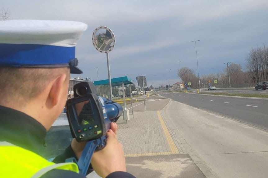 Policyjne działania "Uwaga przejście" i "Prędkość" na drogach Rzeszowa i powiatu rzeszowskiego