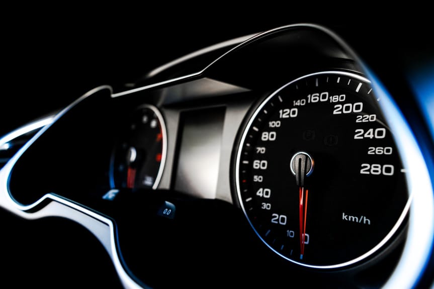 Miał na liczniku 214 km/h. Okazało się, że kolejny raz przekroczył prędkość