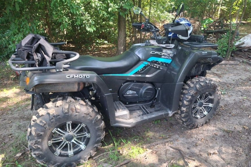 Policjanci zatrzymali podejrzanego o włamanie i kradzież