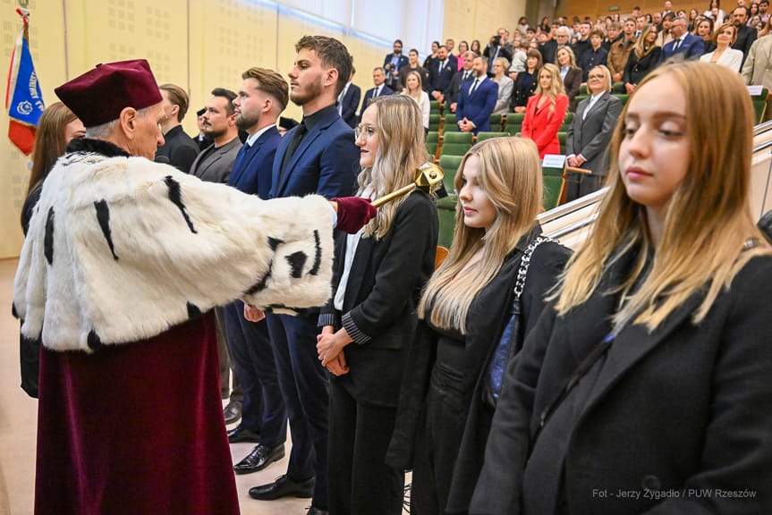Inauguracja Jubileuszowego Roku Akademickiego 2025/2026 na WSPiA Rzeszowska Szkoła Wyższa