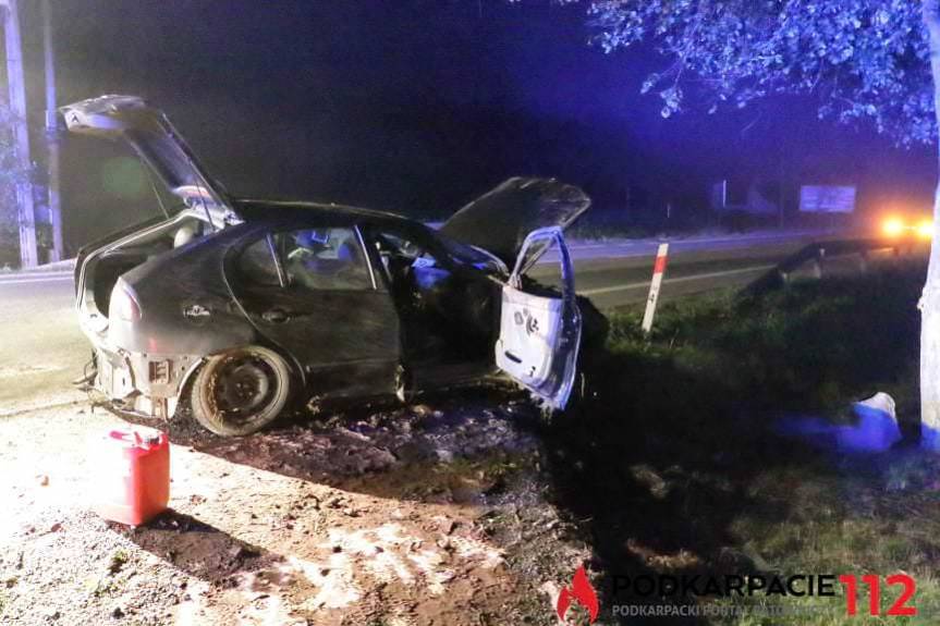 Wypadek na Bieszczadzkiej, dwie osoby w szpitalu