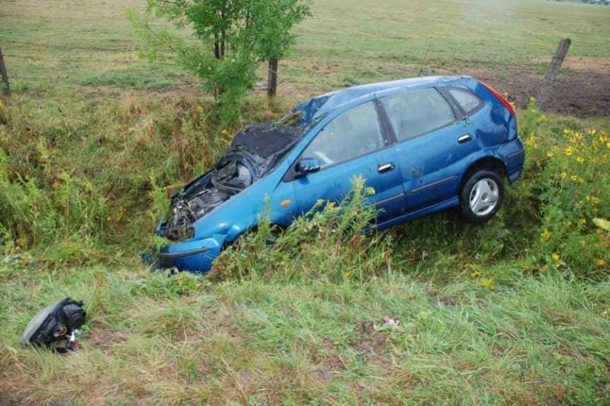 21-latek dachował nissanem w Torkach