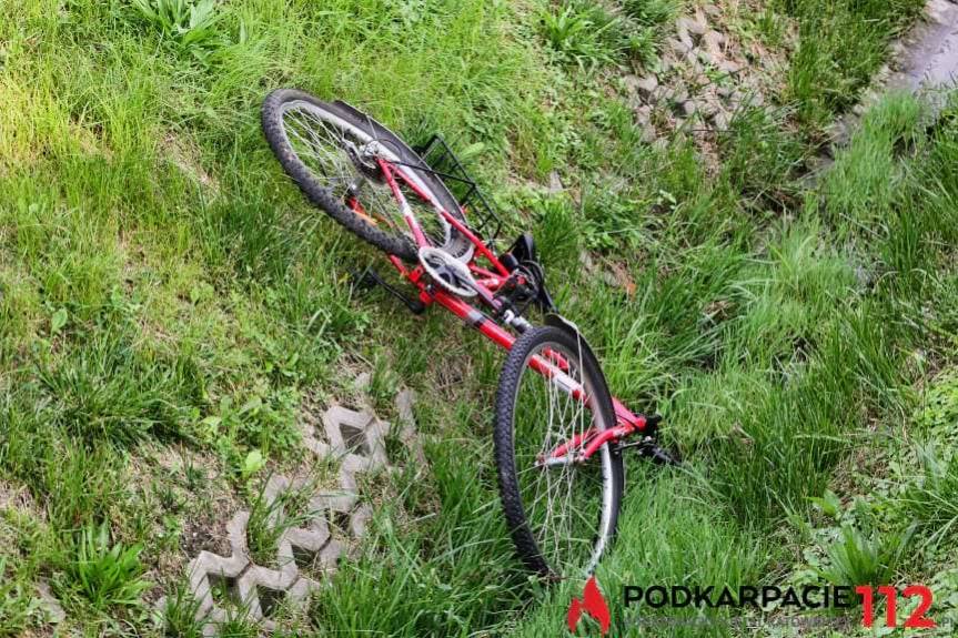 Dziewczynka z rowerem potrącona na pasach