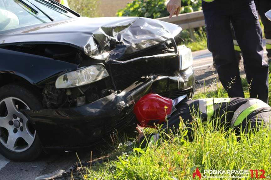 Zderzenie samochodów w Moderówce