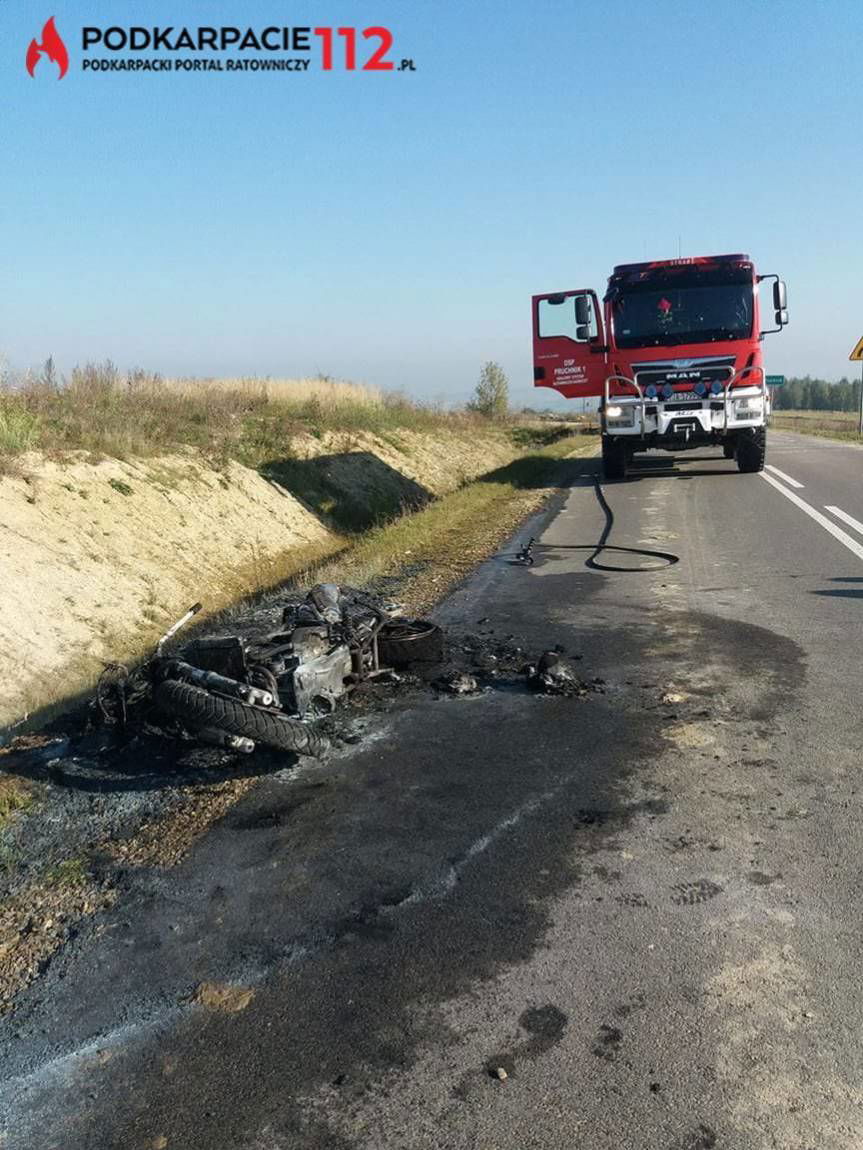 Pożar motocykla na Bramie do Biesczad