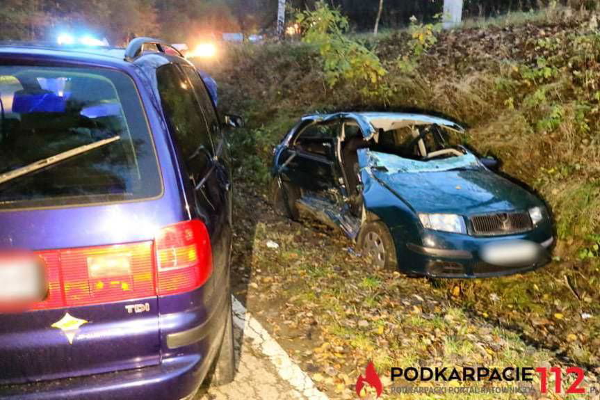 Wypadek w Krasnej, zderzenie dwóch samochodów