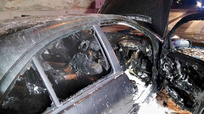 Spłonęły cztery samochody