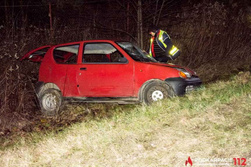 Wypadek dwóch pojazdów osobowych, 1 osoba ranna