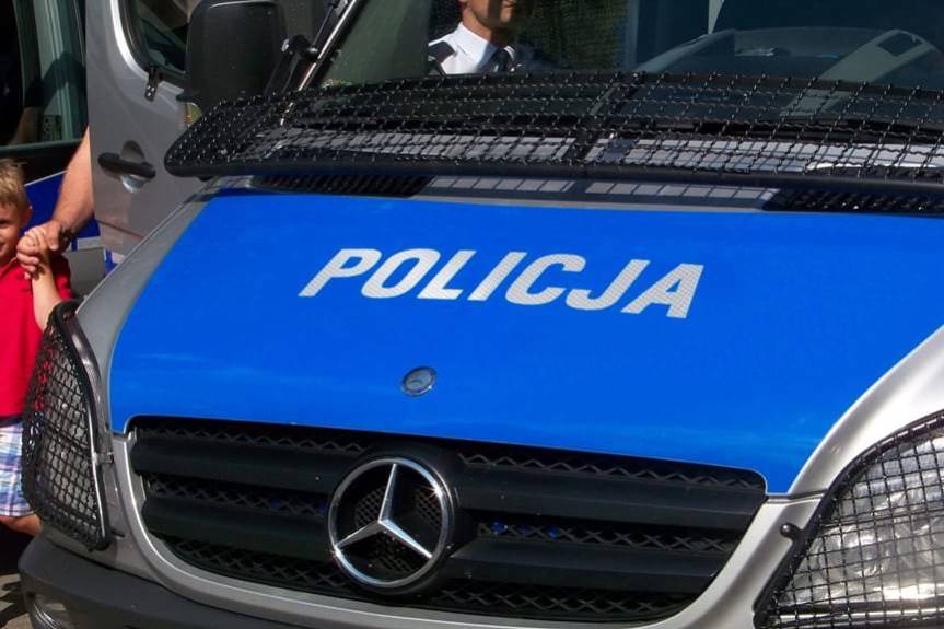 16 latek uciekał seatem przed policjantami