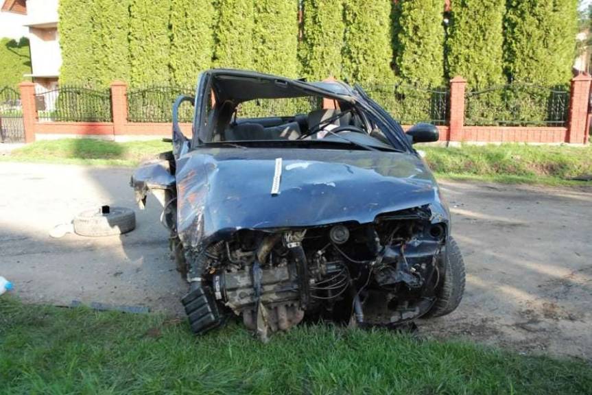 Tragiczny wypadek w Dobkowicach, nie żyje 22-latek