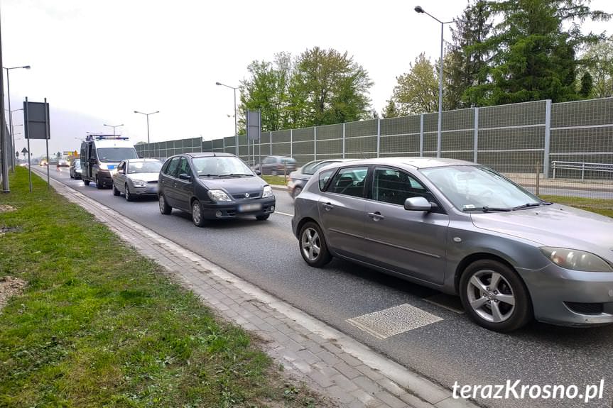 Krosno. Kolizja z udziałem trzech samochodów osobowych