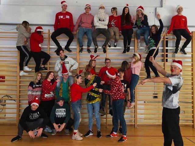 Klasa 1LOeg prosi o pomoc