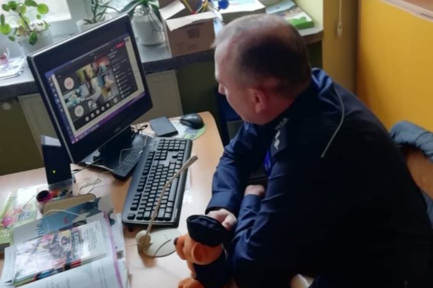 "Bezpieczeństwo - pierwsza klasa" - spotkania online z dziećmi
