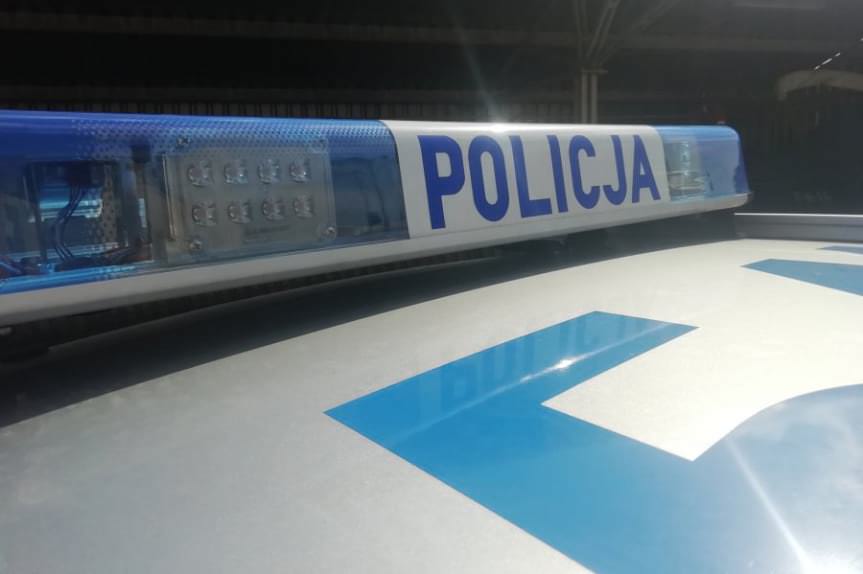 Wjechał do rowu, był pijany