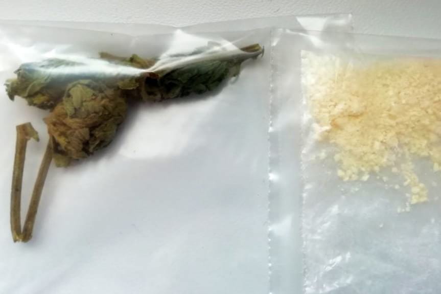 Za posiadanie narkotyków odpowiedzą przed sądem