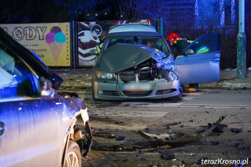 Krosno. Zderzenie trzech samochodów
