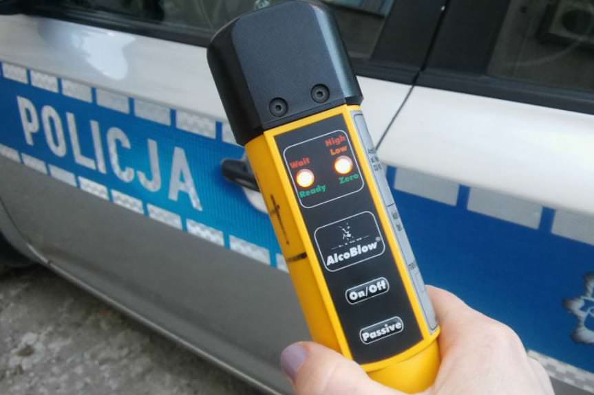 Przemyśl. Bez prawa jazdy i pijany kierował samochodem