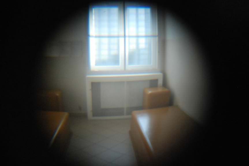 Awanturował się w szpitalu, trafił do aresztu bo był poszukiwany