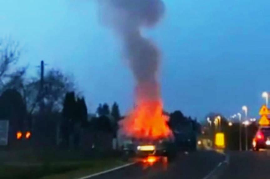 Widna Góra. Pożar samochodu