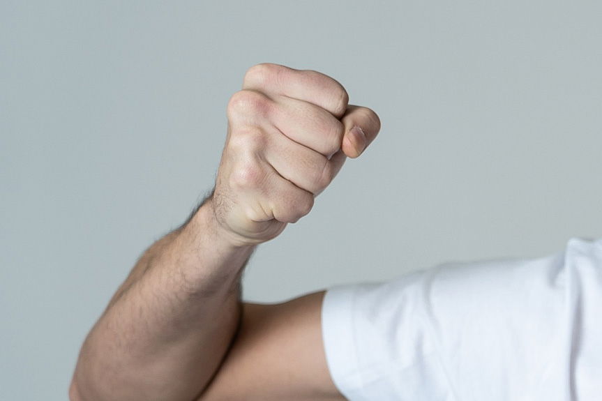 Groził kuratorowi i znieważył policjantów