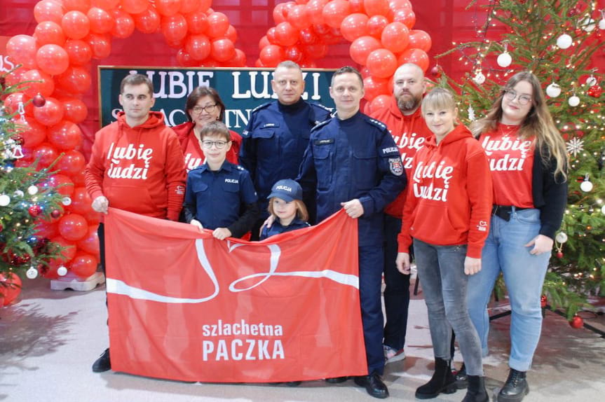 "Szlachetna paczka" od leżajskiej komendy