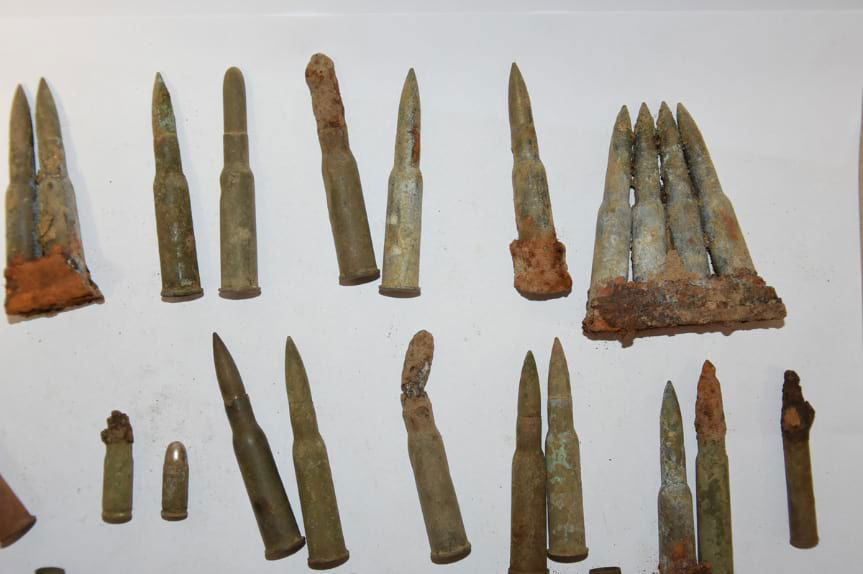 Policjanci zabezpieczyli amunicję w domu 19-latka