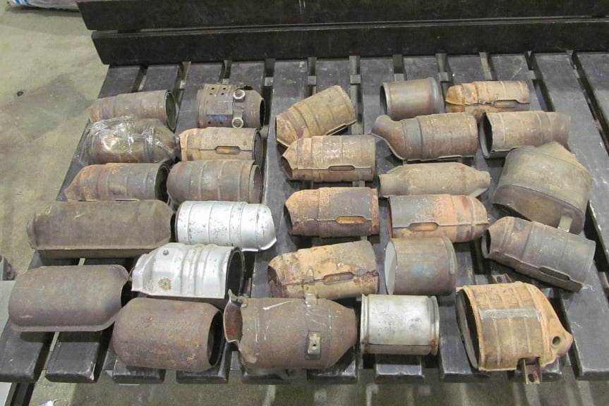 Funkcjonariusze KAS udaremnili przemyt blisko 180 kg odpadów