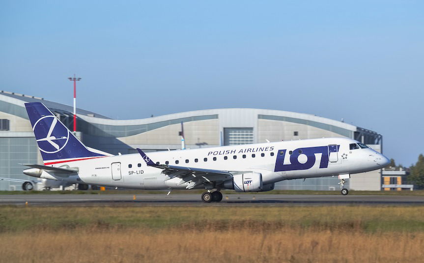 LOT-em z Jasionki do Gdańska