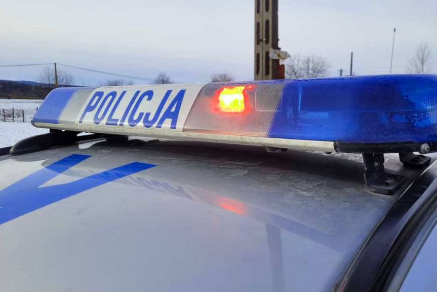 Uderzył dwukrotnie w zaparkowane samochody