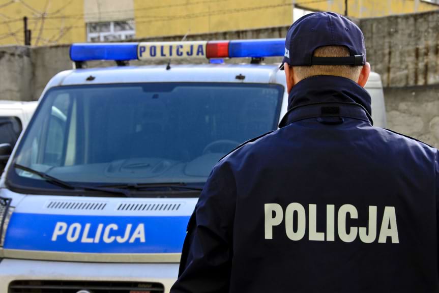 Był poszukiwany. Wpadł bo miał niesprawny samochód