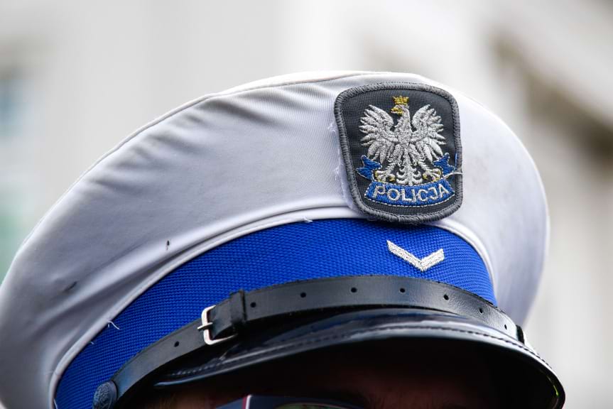 Funkcjonariusz pomógł kobiecie w czasie wolnym od służby