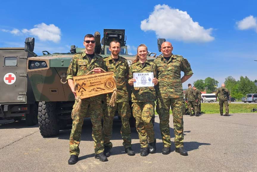 Wataha triumfuje zdobywając Harnasia